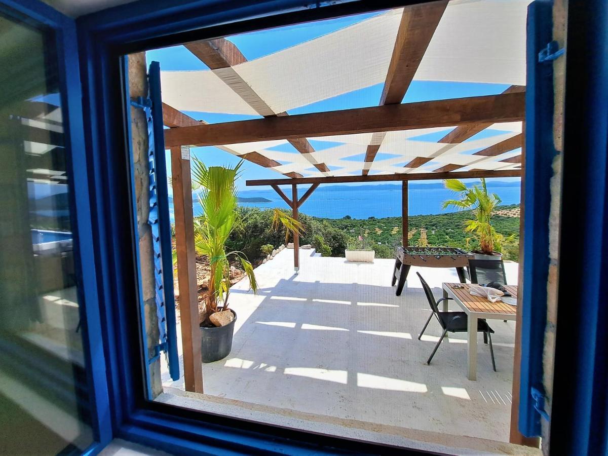 Villa Robinson Tkon Luaran gambar